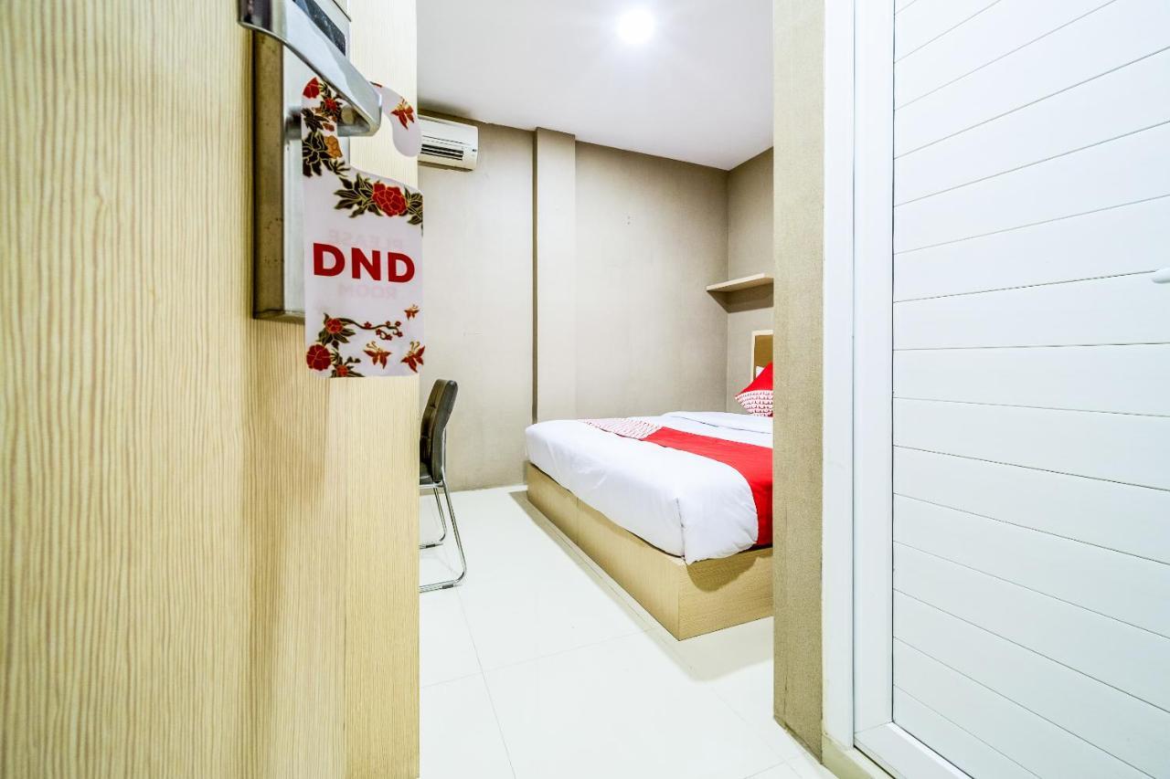Oyo 279 Deli Homestay Medan Exterior foto